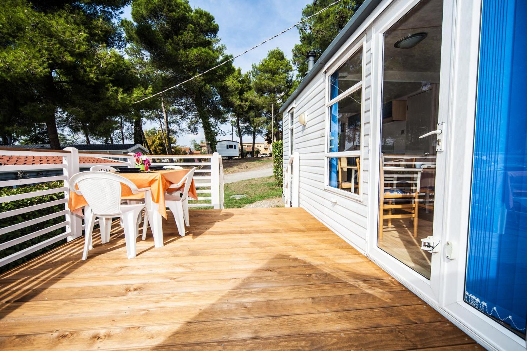 Toscana Holiday Village Montopoli in Val dʼArno Екстериор снимка