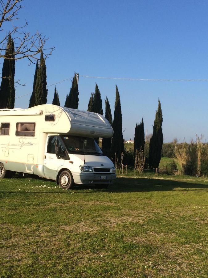 Toscana Holiday Village Montopoli in Val dʼArno Екстериор снимка